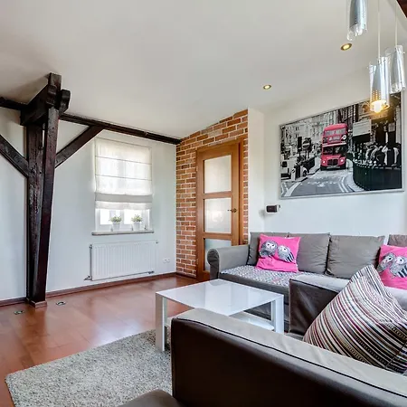 3 City - Attic Sopot