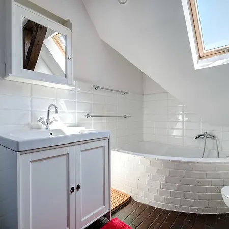 Apartment 3 City - Attic